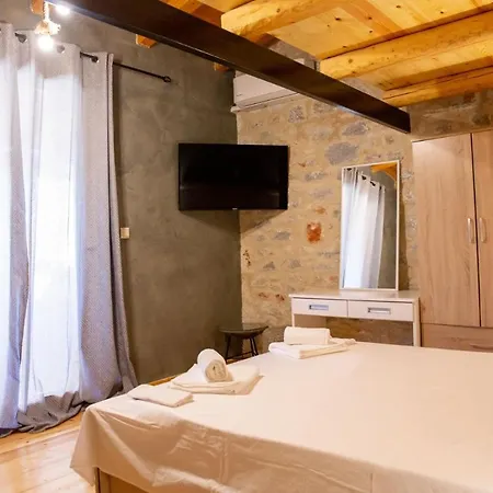 Gi - Ktima Xymitadi, Lovely 2 Bedroom Mezonette بيت للعطل Pírgos Dhiroú