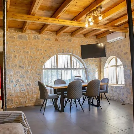 Gi - Ktima Xymitadi, Lovely 2 Bedroom Mezonette بيت للعطل