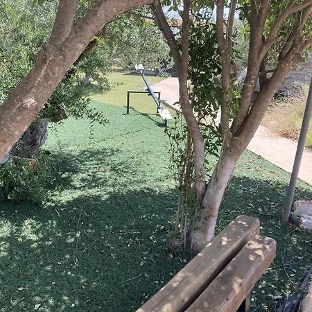بيت للعطل Gi - Ktima Xymitadi, Lovely 2 Bedroom Mezonette Pírgos Dhiroú